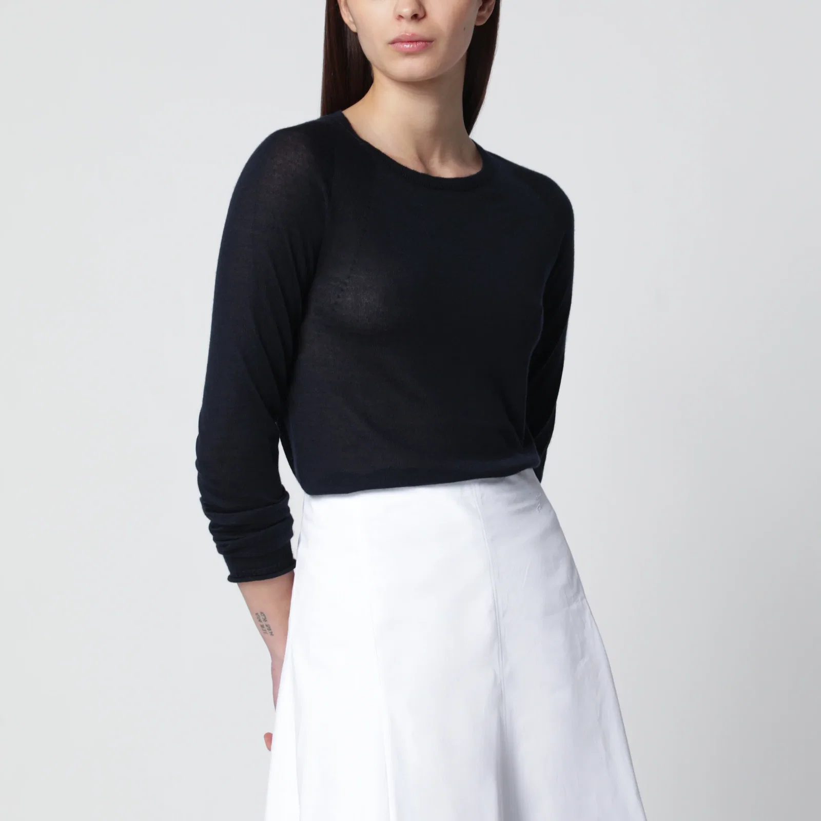 Roberto Collina Navy blue crewneck sweater in cashmere and silk