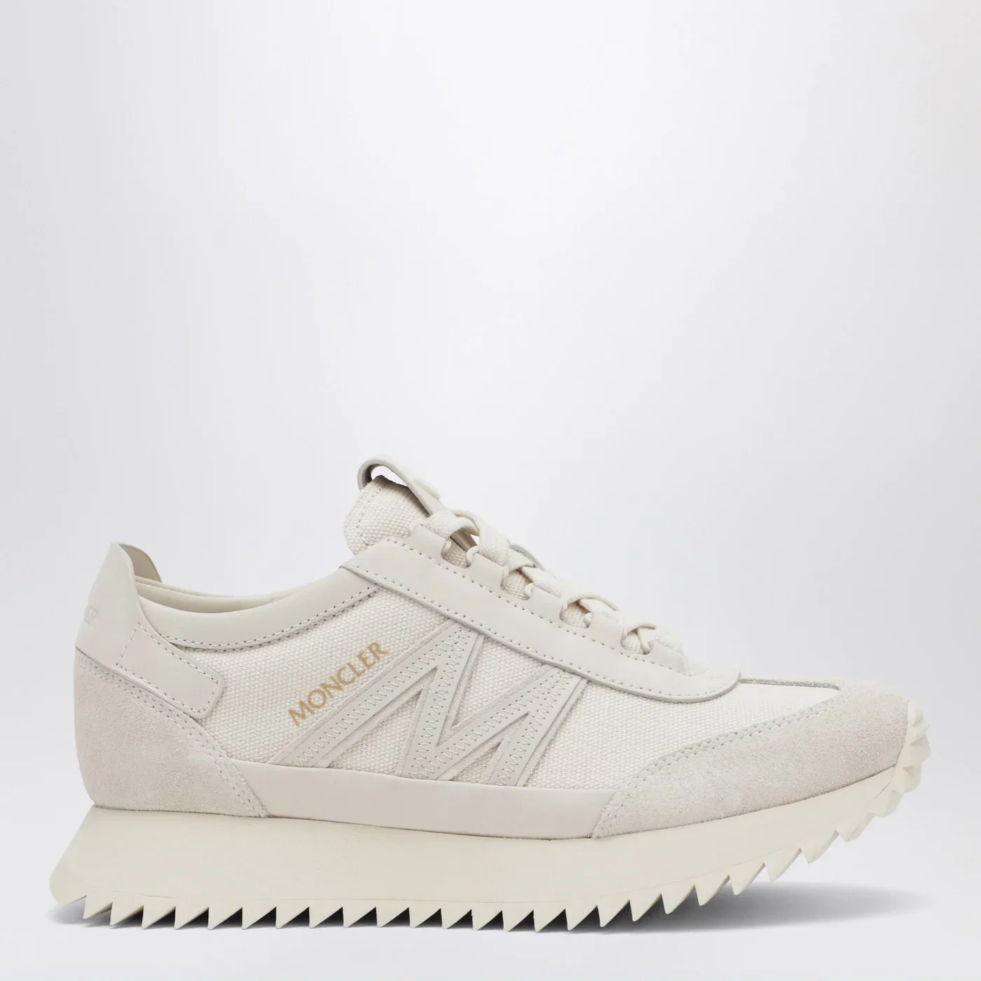 Moncler Pacey2 Sneakers in beige canvas and leather