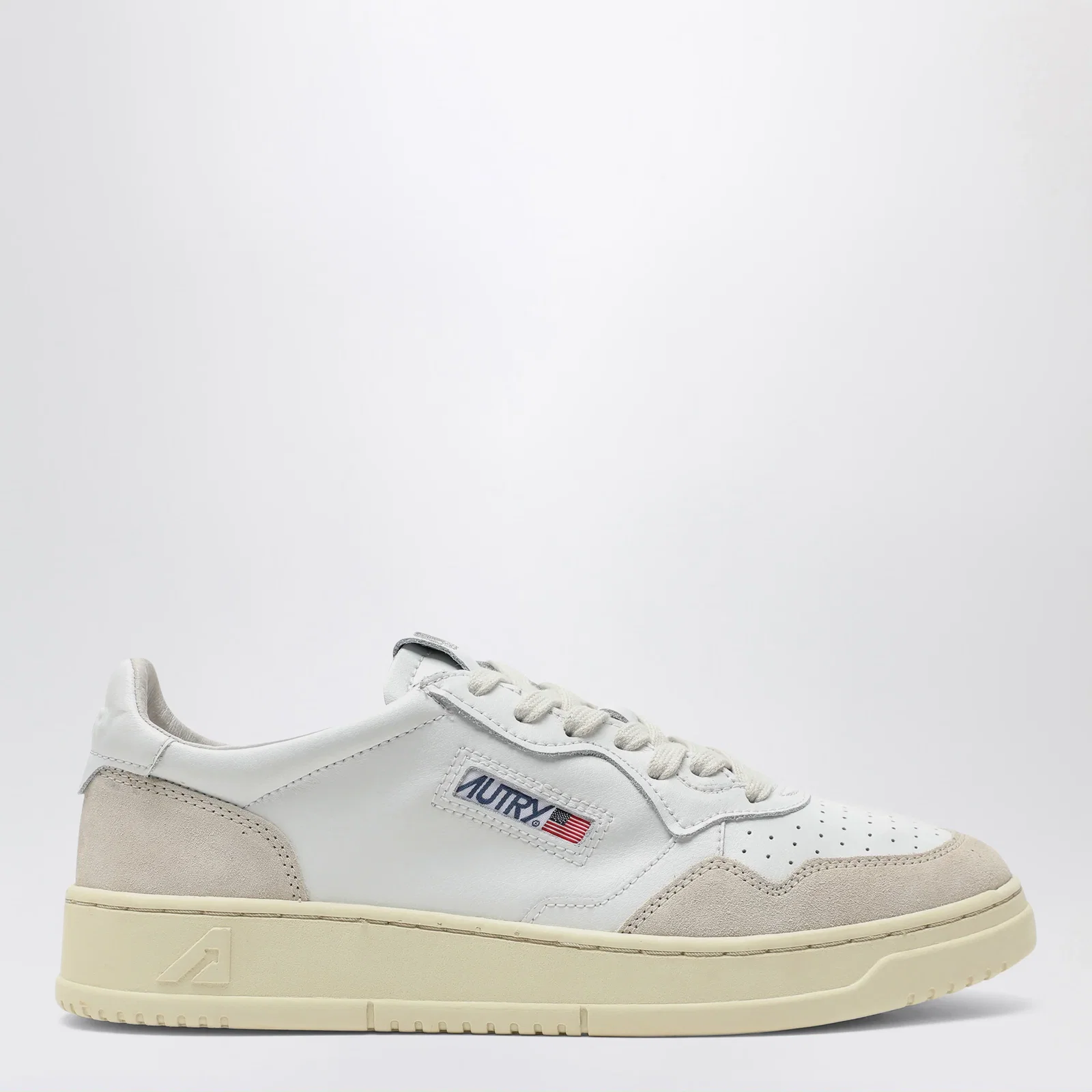 AUTRY Medalist Low white leather and suede Sneakers