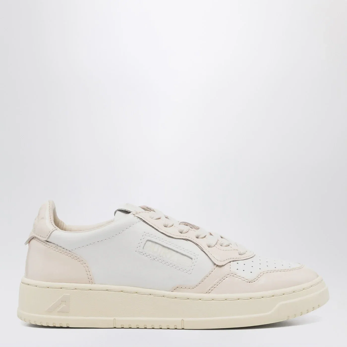 AUTRY White/light pink Medalist sneakers