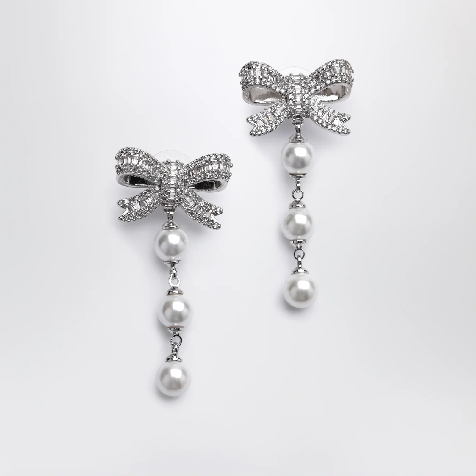 Self-Portrait Crystal bow and pearl drop earrings in silver