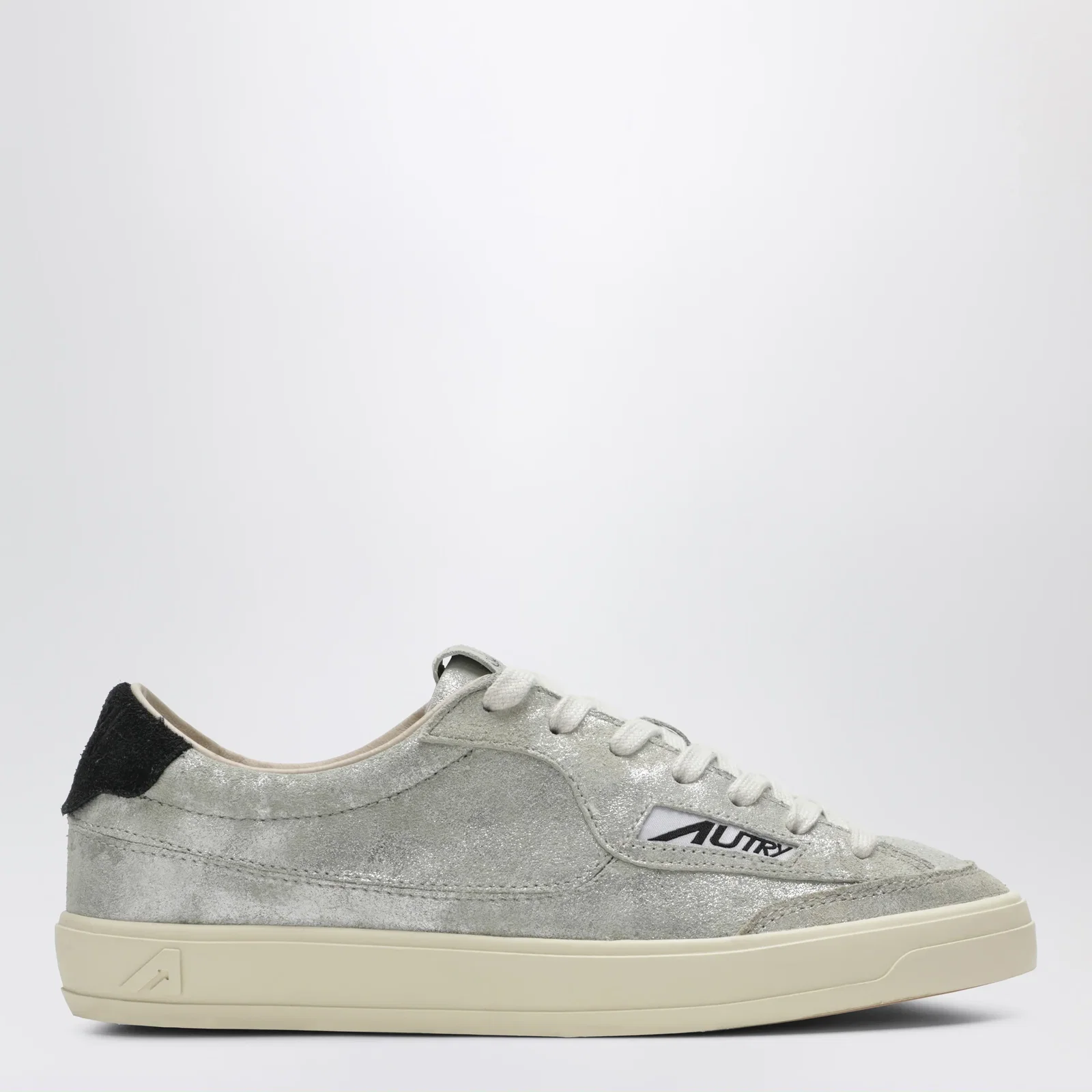 AUTRY Windscape Low silver laminated/black Sneakers