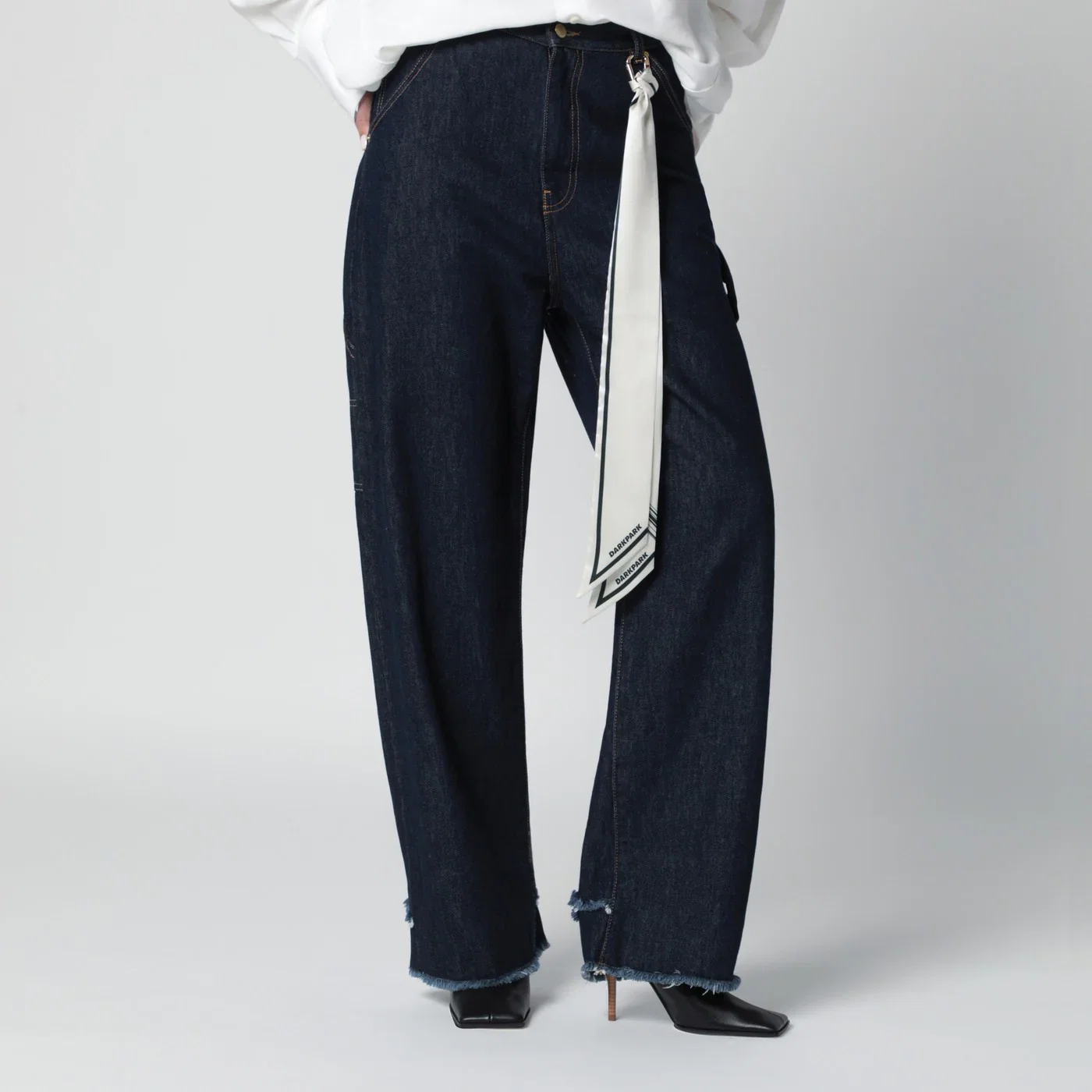 DARKPARK Lisa carpenter jeans with chain